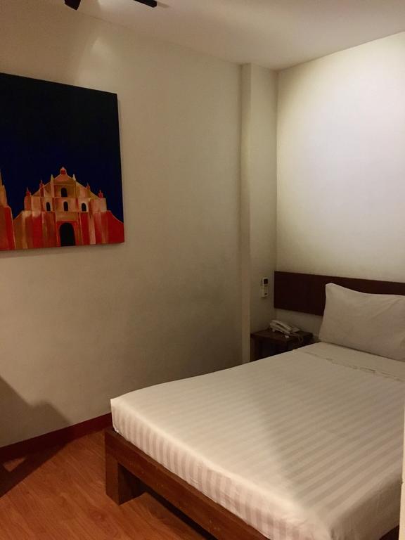 Ilocos Rosewell Hotel Quarto foto
